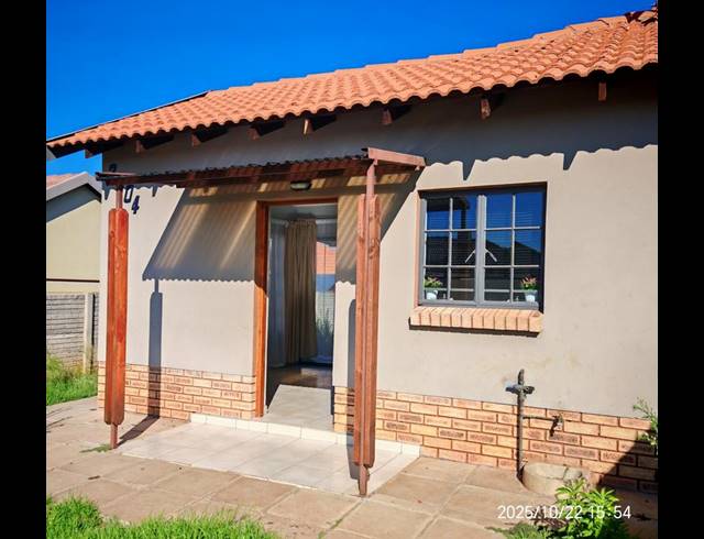 3 BEDROOM PROPERTY TO RENT IN WATERKLOOF EAST